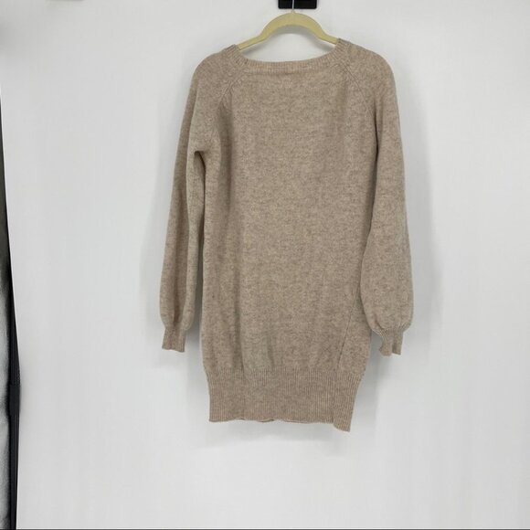 New York Story tan “Green and Gorgeous” sweater - Picture 2 of 11